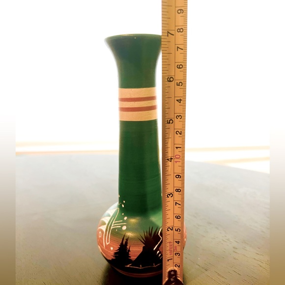 Vintage Navajo Pottery Vase. Signed Thomas. Handmade Signed And Numbered - Picture 7 of 7